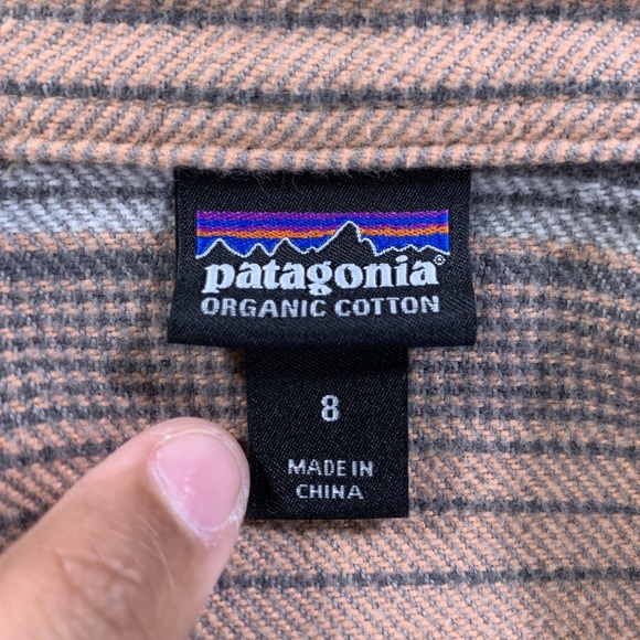 Patagonia Shirt Womens Small Bearfoot Tan Striped Fjord Flannel Outdoors Hiking - Picture 6 of 13